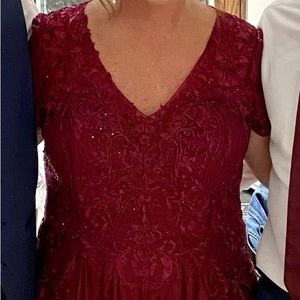Mother of the Bride/Groom dress-crimson/burgundy